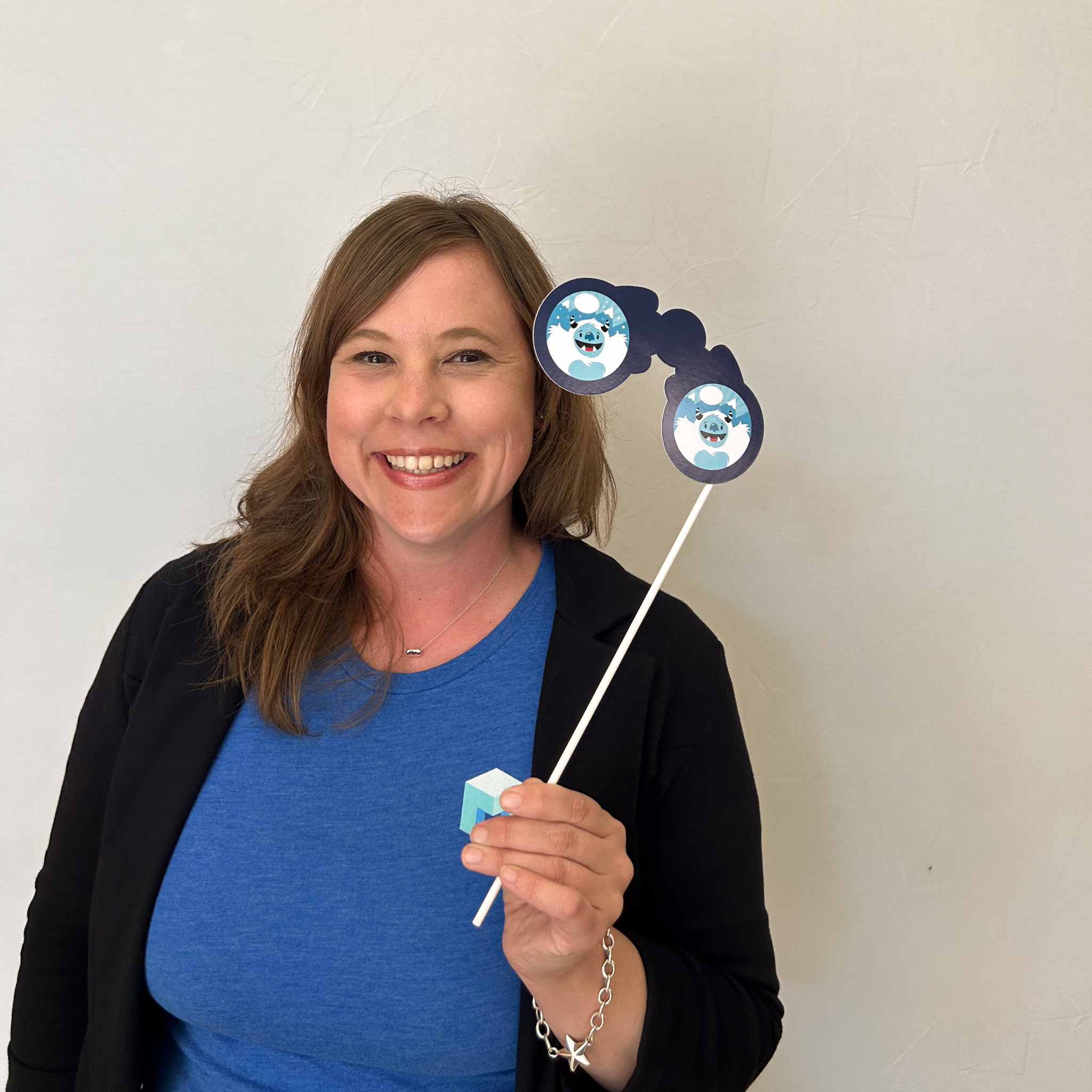 Annette Powell headshot 3